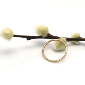 14 kt Solid Gold Minimalist Ring