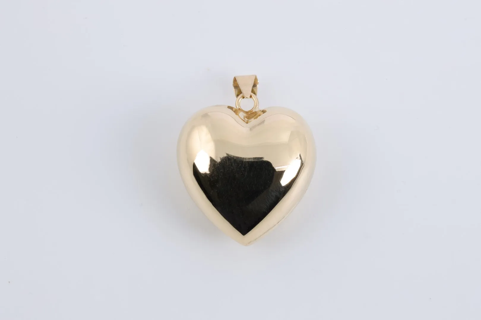 14k Yellow Gold Puffy Heart Pendant (3.72g.)