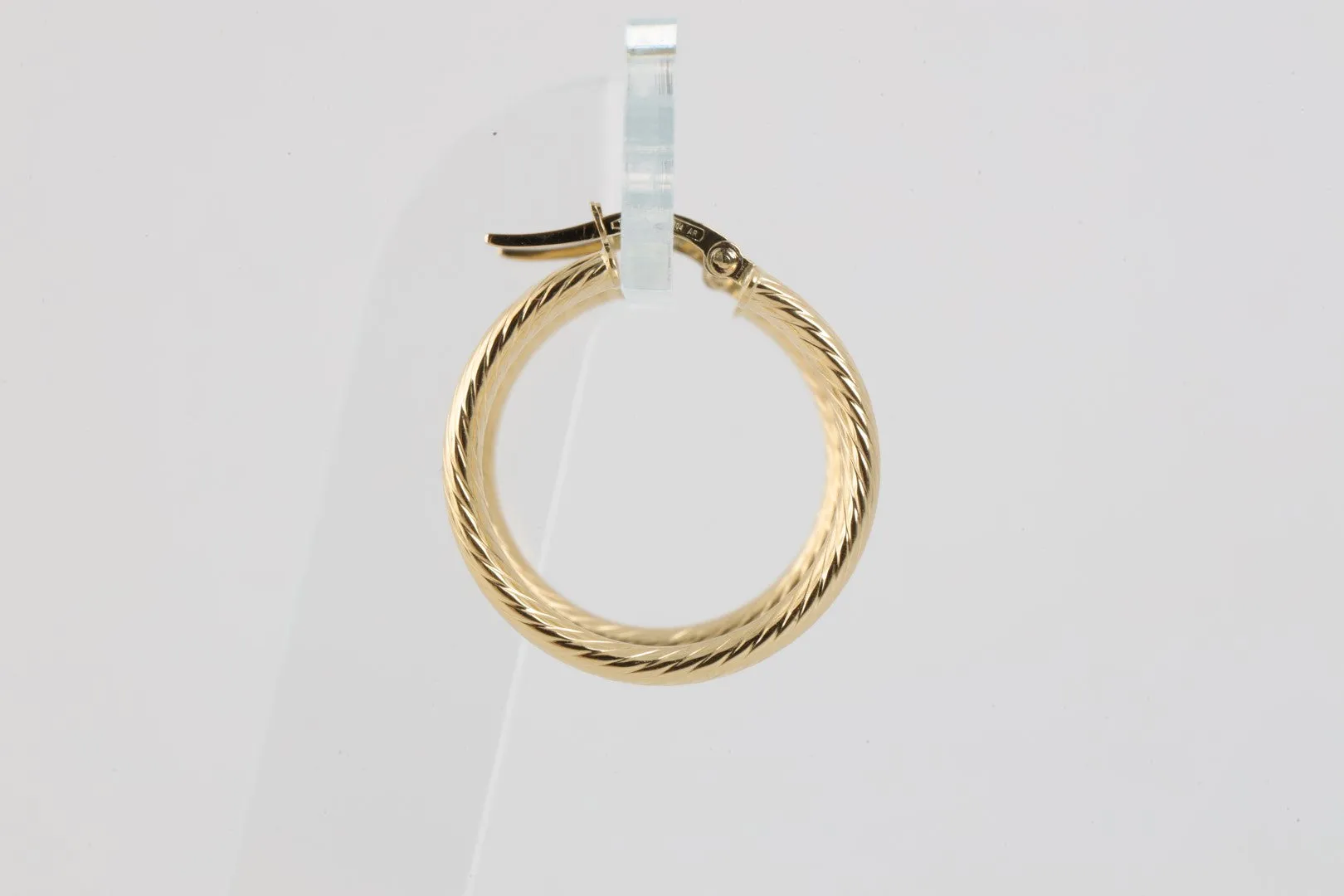 18k Yellow Gold Hoop Earrings (2.61g.)