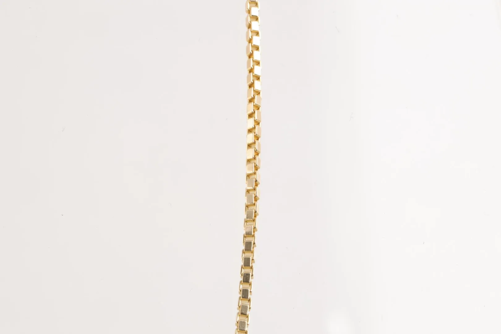 23" 14k Yellow Gold Box Chain Necklace (10.18g.)