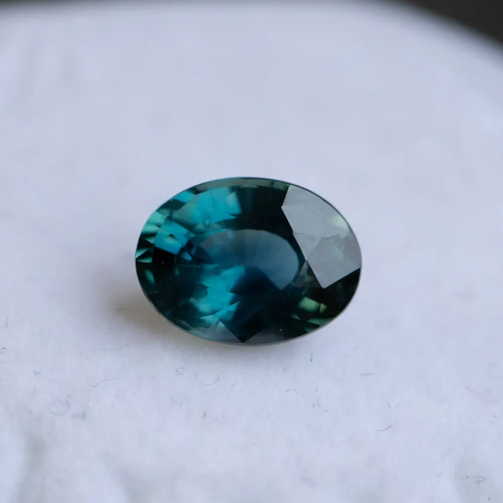 2.58CT OVAL MADAGASCAR SAPPHIRE, DEEP TEAL WITH GREEN, 9X7X4.9MM, UNTREATED