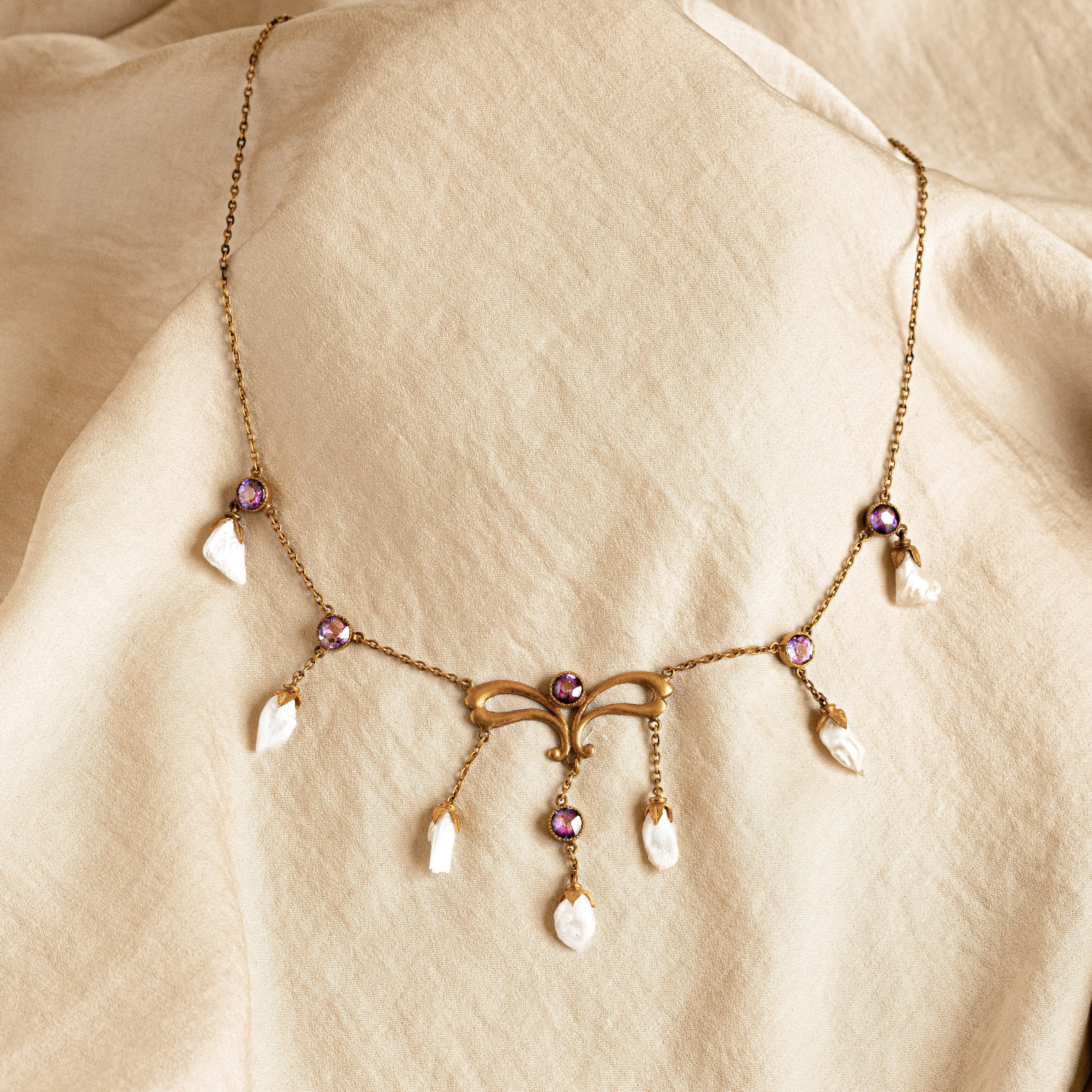 Art Nouveau 14K Yellow Gold Amethyst Freshwater Pearl Necklace