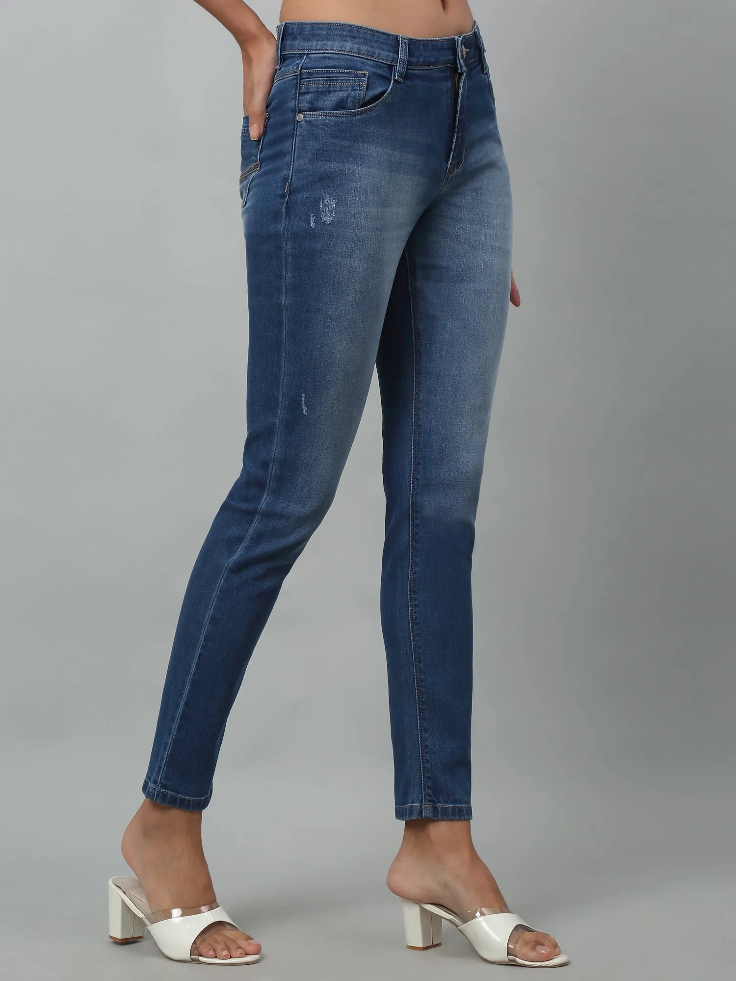 Cantabil Blue Solid Cotton Denim Flat Front Straight Fit Mid Rise Full Length Regular Fit Casual Stretchable Jeans For Women