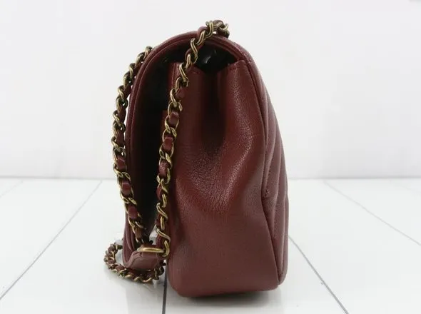 CHANEL Chanel Leather Turn Lock Chain Shoulder Wine Red Series