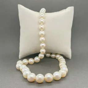 Estate 10K W Gold 6.5-9.7mm Graduated Akoya Pearl 15” Necklace