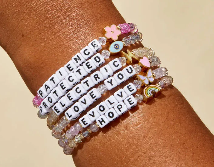 Feelin' Lucky - 'Patience' with Flower Little Words Project Friendship Beaded Bracelet