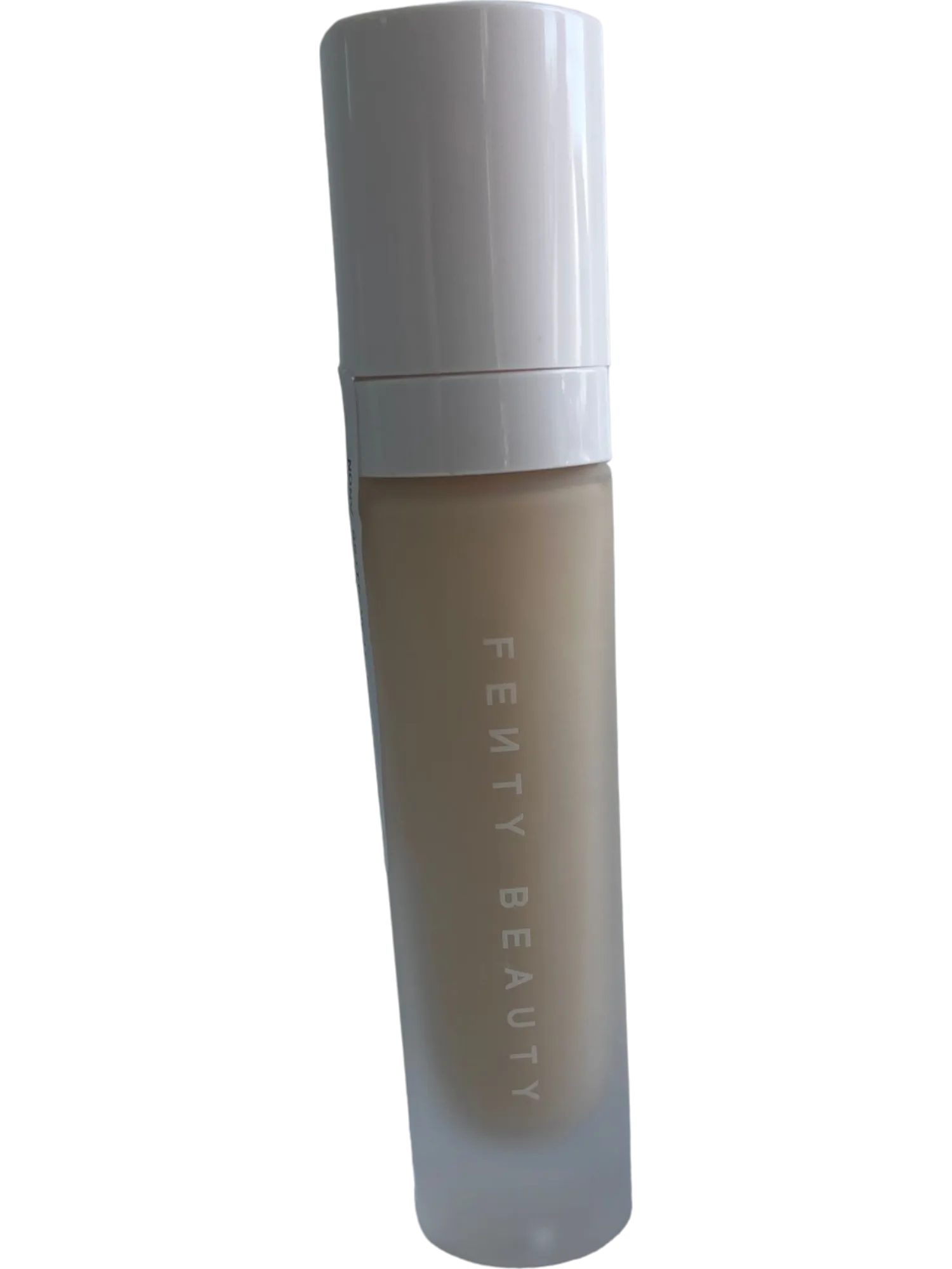 Fenty Beauty Pro Filt'r Soft Matte Longwear Foundation Shade 140