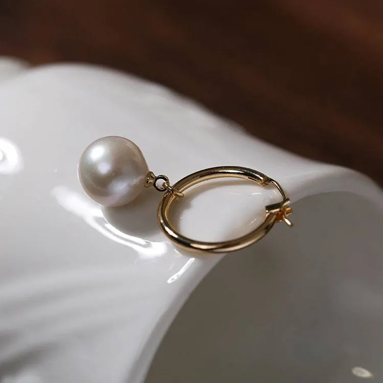 French Style Pearl Drop Earring