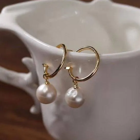 French Style Pearl Drop Earring