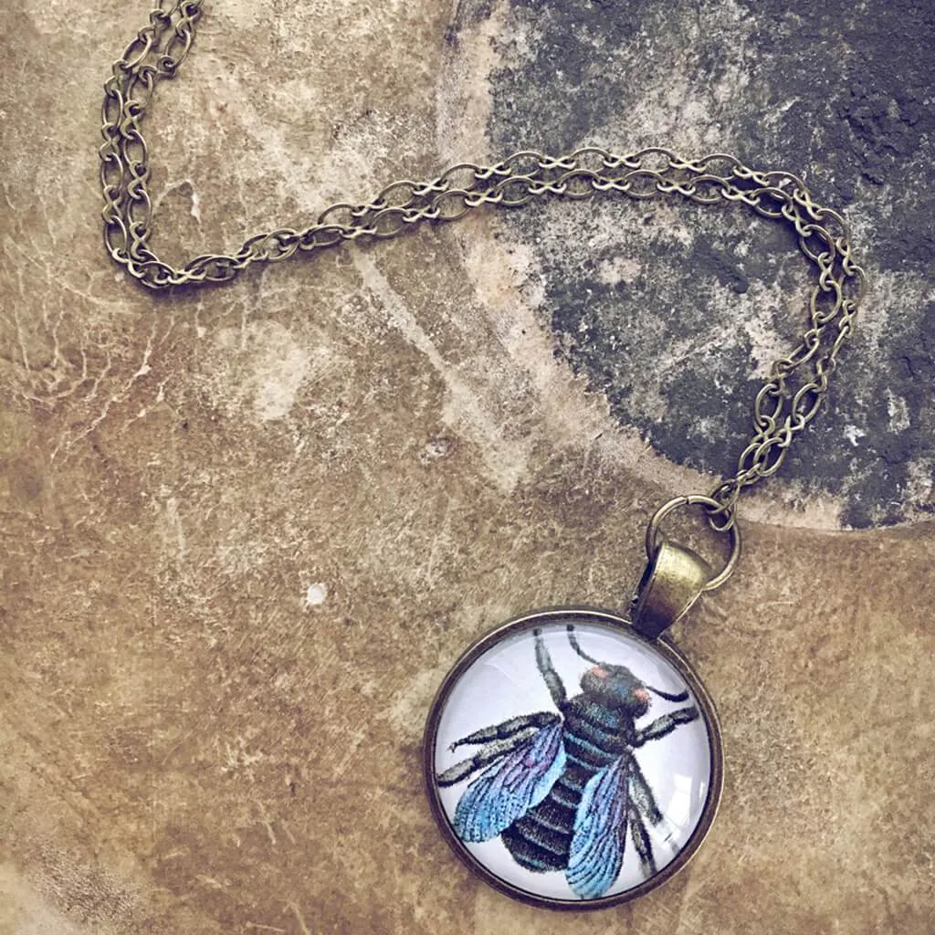 insecta // bug, bee or fly pendant necklace