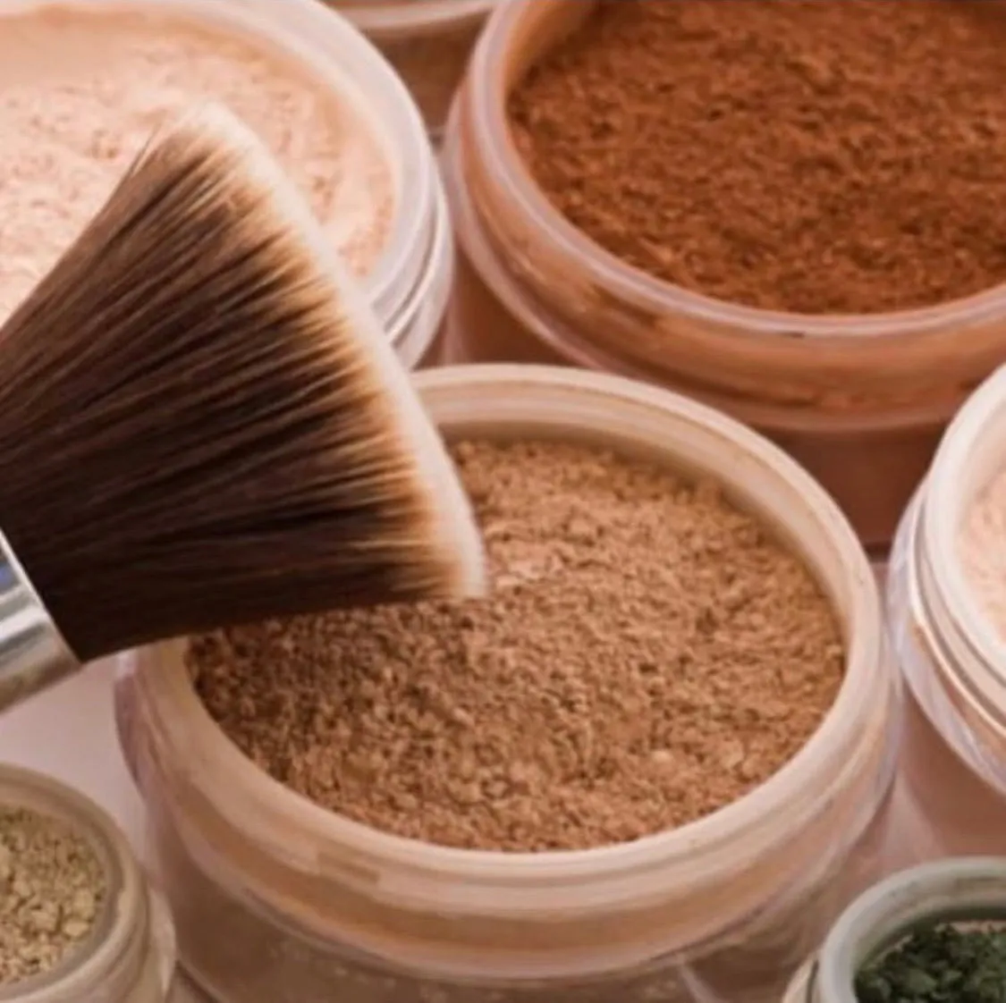 Jane Iredale Amazing Base Loose Mineral Powder