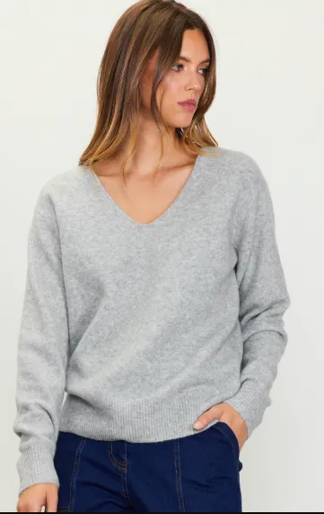 Layla Long Sleeve V Neck Sweater in Grey - FINAL SALE