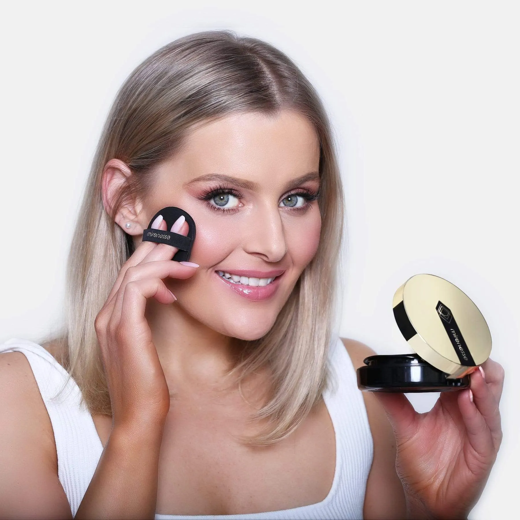 *Limit 3* 10 Collagen Cushion Compact Foundation- Winner Best Foundation