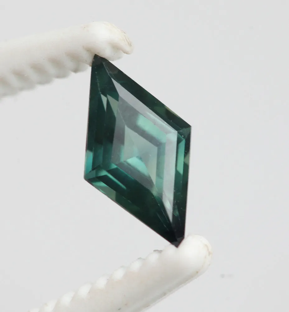 Loose 1.10 Ct Kite Teal Sapphire