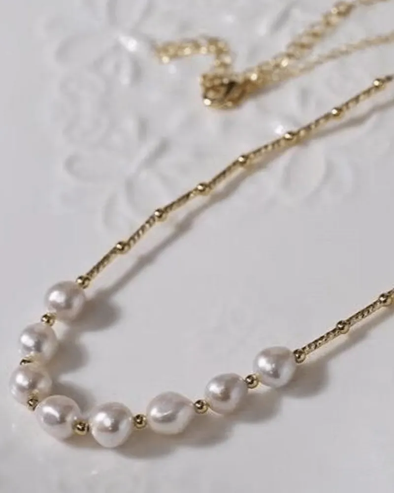 Luxury Design Baroque Pearl Choker Necklace