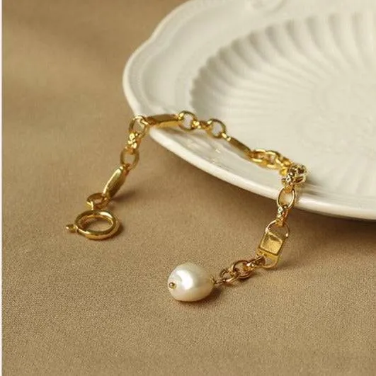 Modern Baroque Pearl Chain Bracelet