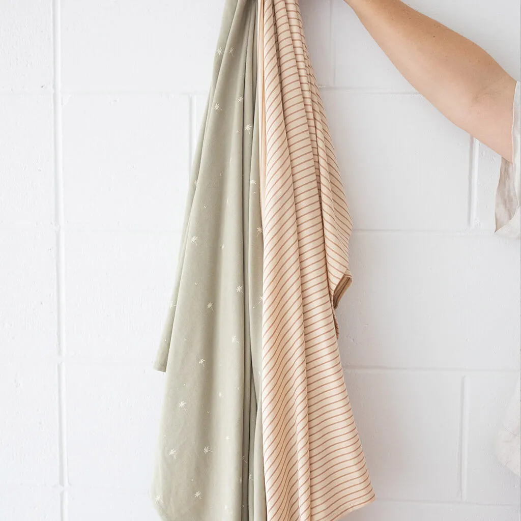 Palmy Swaddle