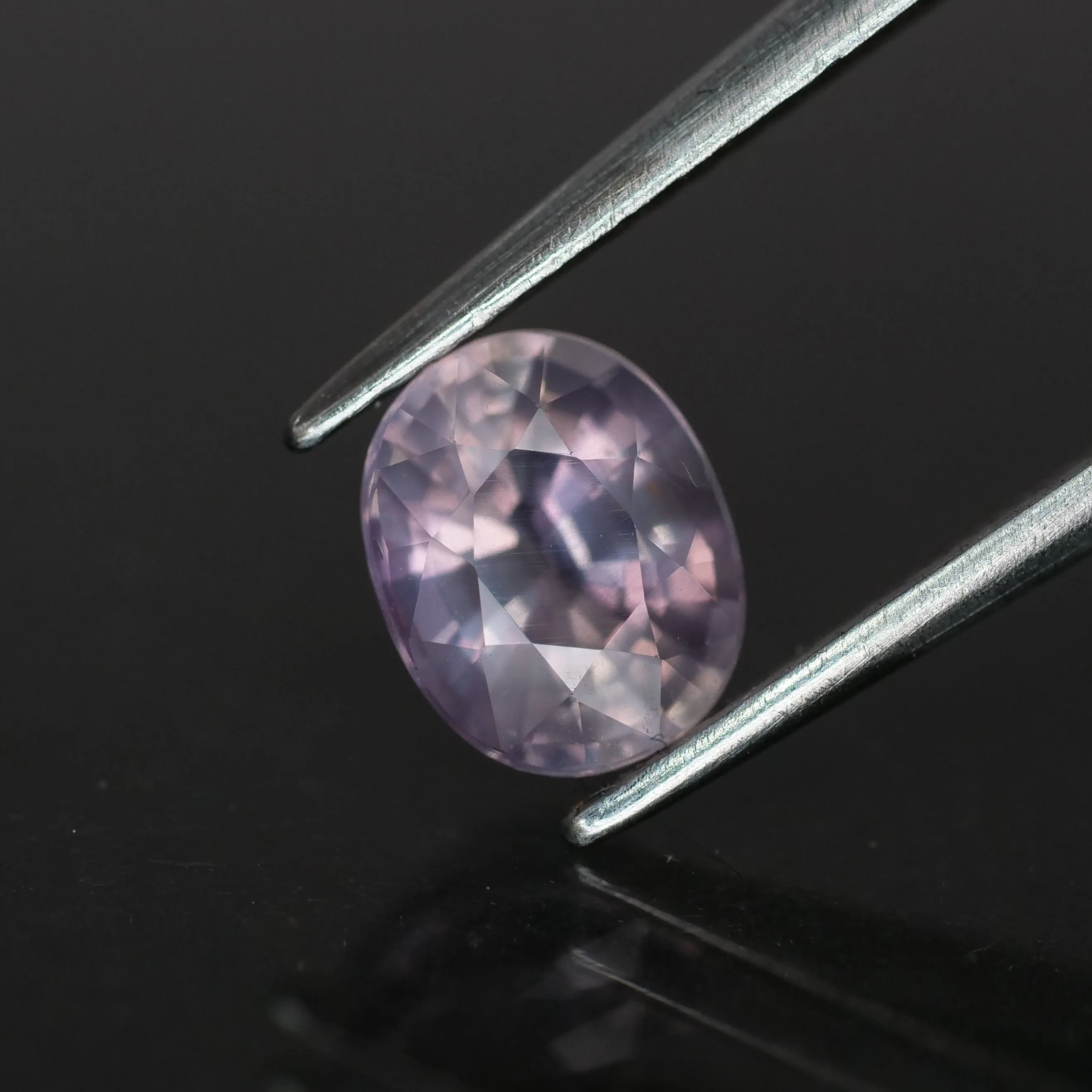 Pink Sapphire | GRA certified | natural, oval cut *7x5 mm, VS , 1.21ct