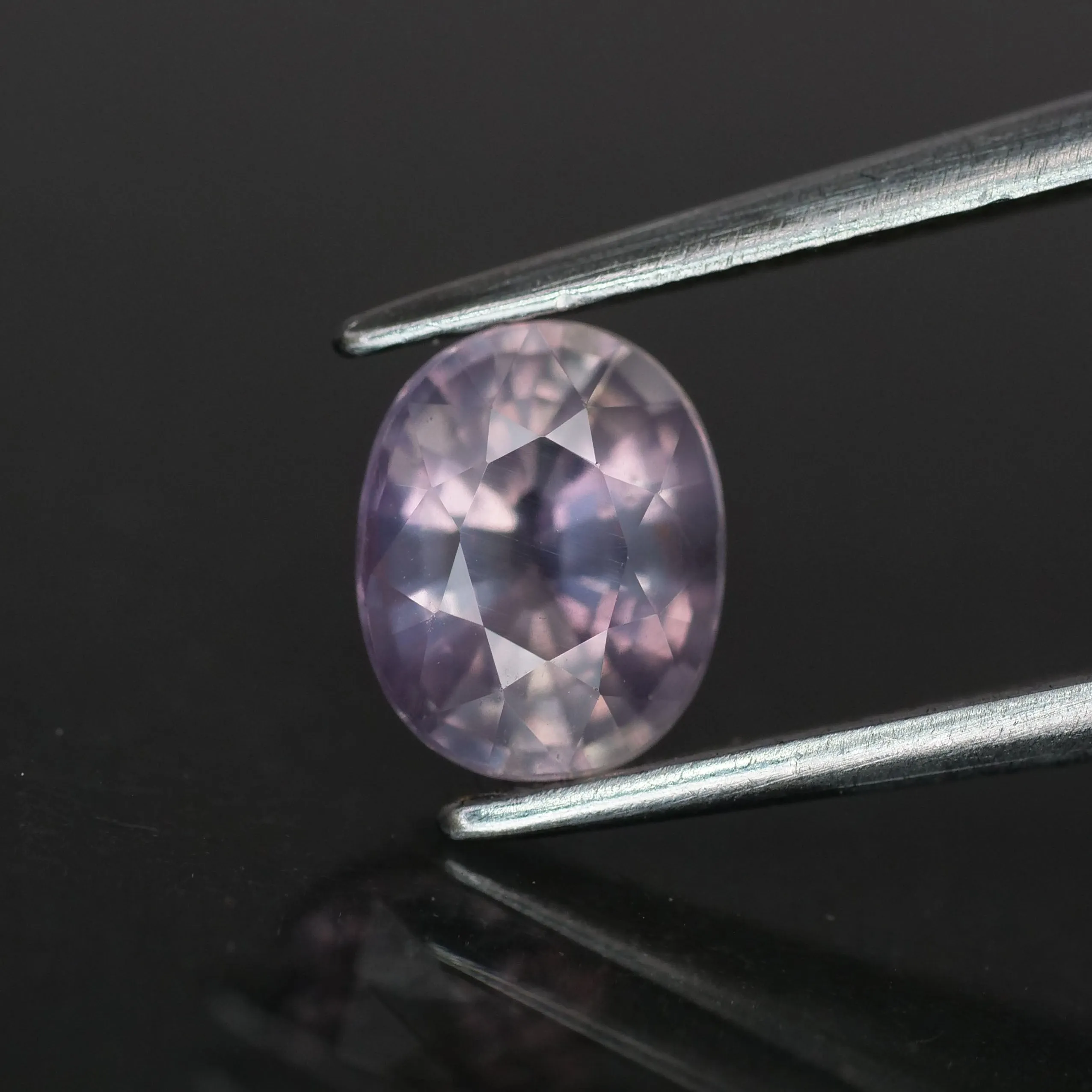 Pink Sapphire | GRA certified | natural, oval cut *7x5 mm, VS , 1.21ct