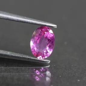 Pink Sapphire | natural, vivid pink colour, oval cut 6,5x4,7 mm, 0.70ct, Sri Lanka