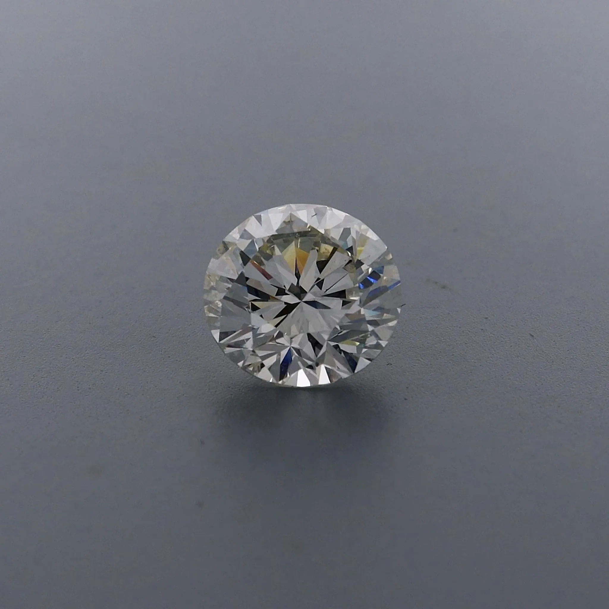 Round Cut 2.61ct MSI1 GIA Certified Diamond