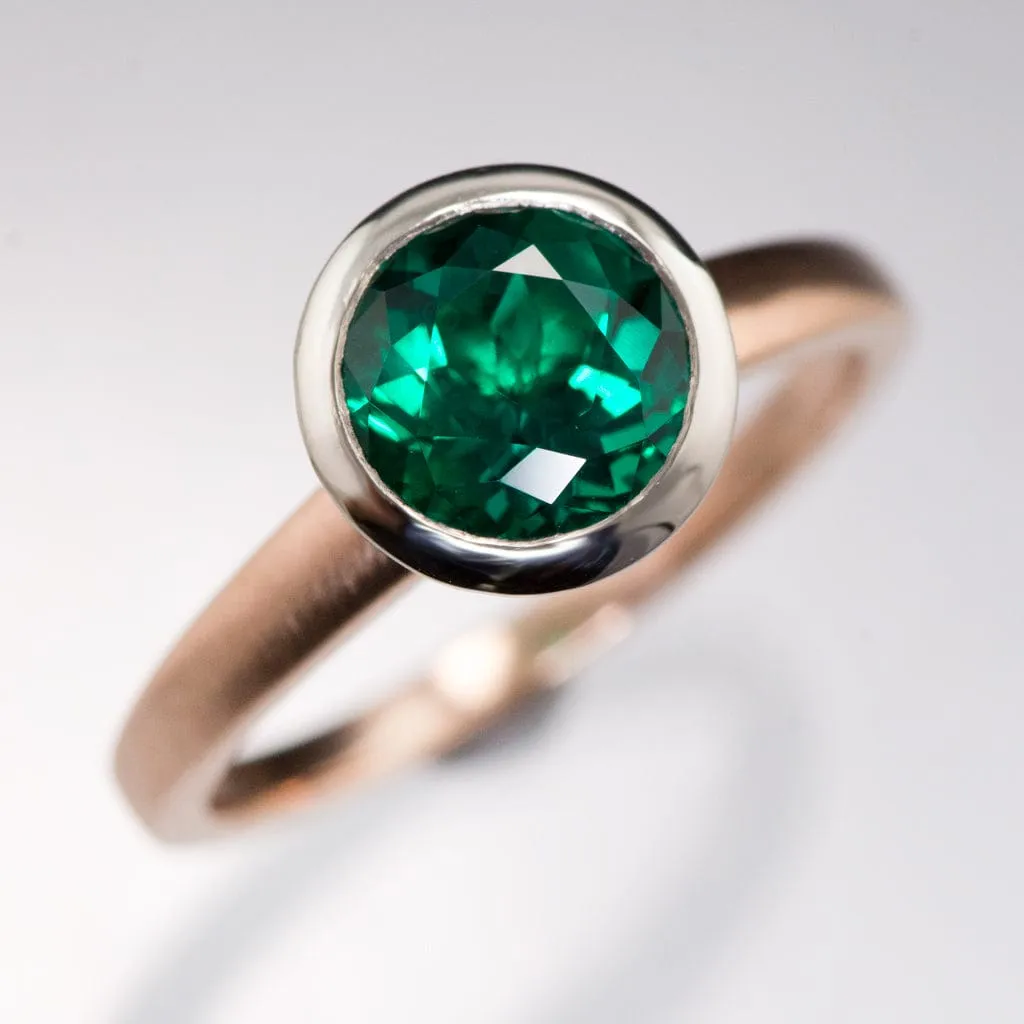 Round lab Grown Emerald Loose Stone