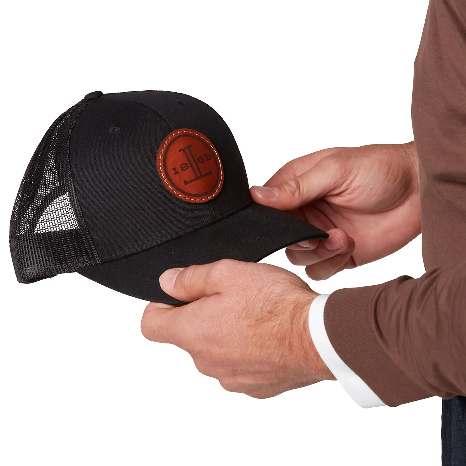 Round Leather Patch Cap :: Black