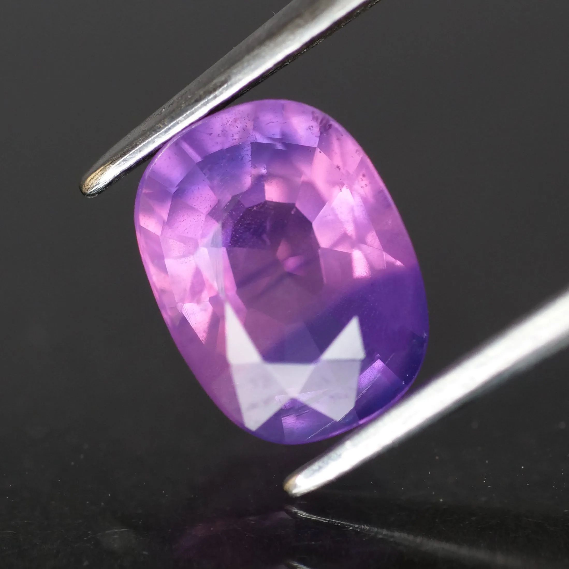 Sapphire opalescent | natural pinkish purple, cushion cut 8x6mm, VS 1.7ct