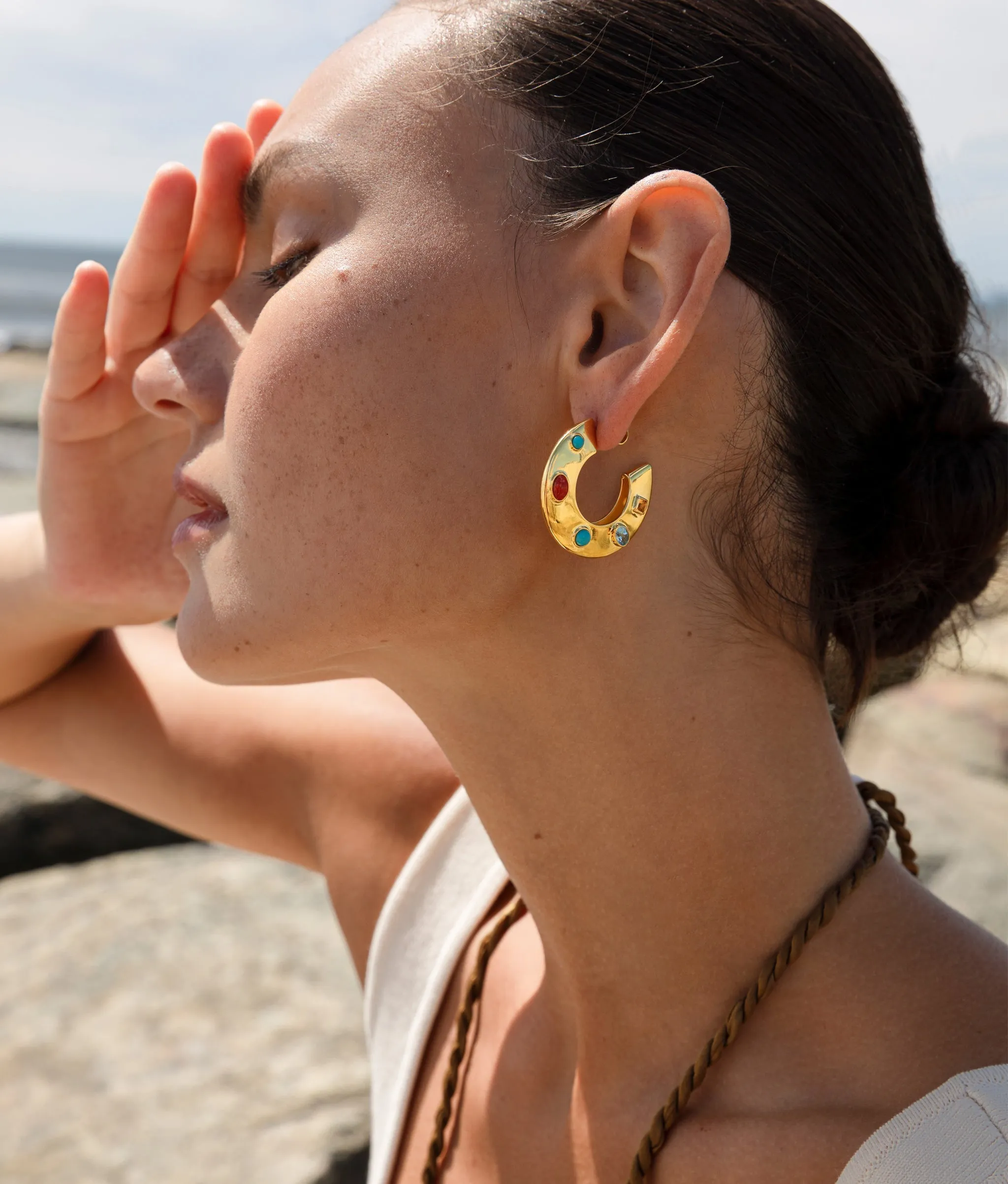 Saucer Hoops in Dotted Stone