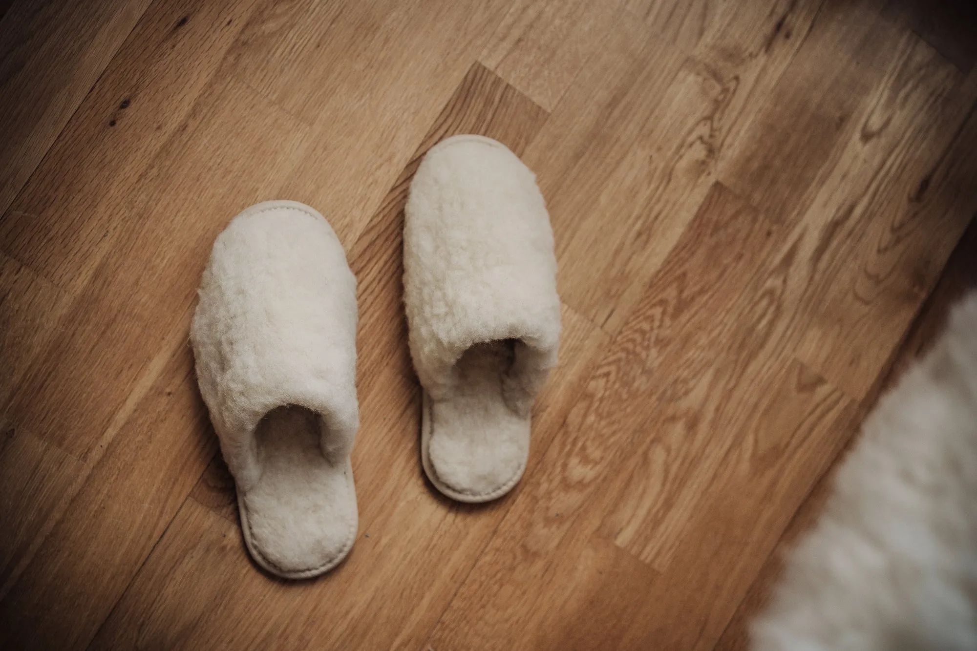 Slip-On Slippers with  cream Wool