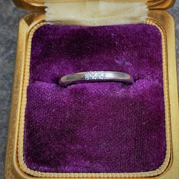 Vintage Diamond Band