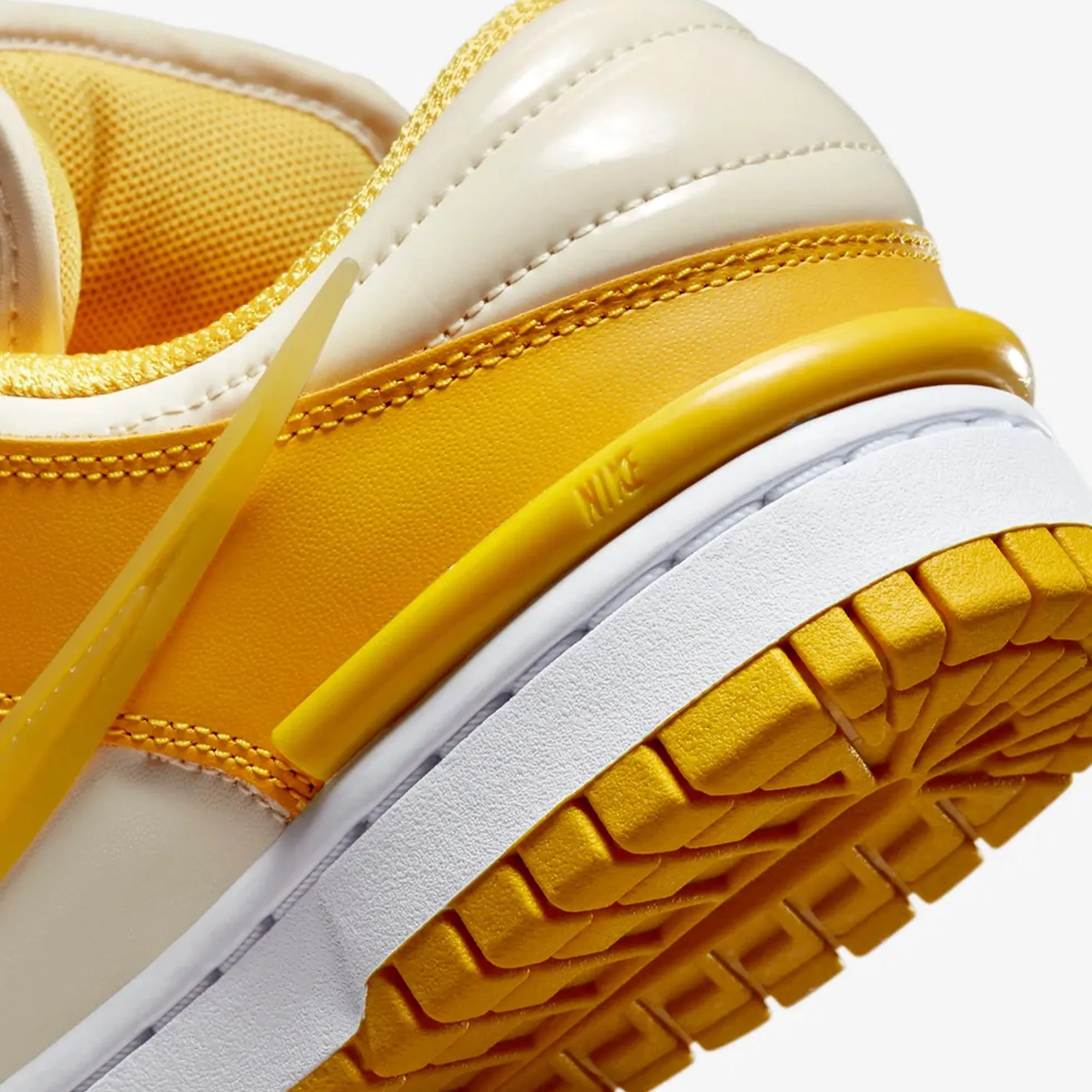 WMN'S DUNK LOW TWIST 'SAIL/VIVID SULFUR-WHITE'